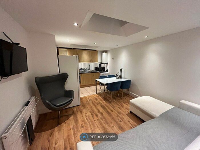 1 Bedroom Flat To Rent In Rotherhithe New Road, London, SE16