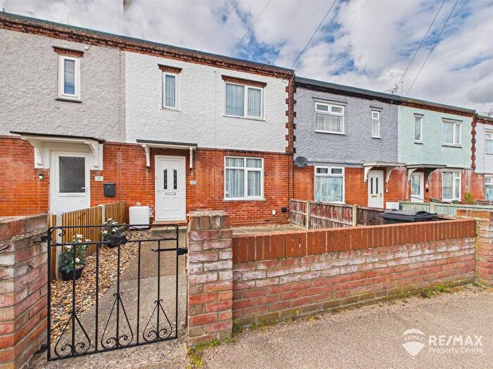 2 Bedroom Terraced House For Sale In Grafton Road, Harwich, CO12