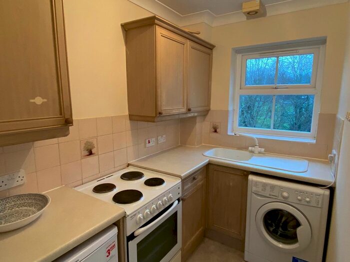 2 Bedroom Property To Rent In Chelveston Crescent, Southampton, SO16