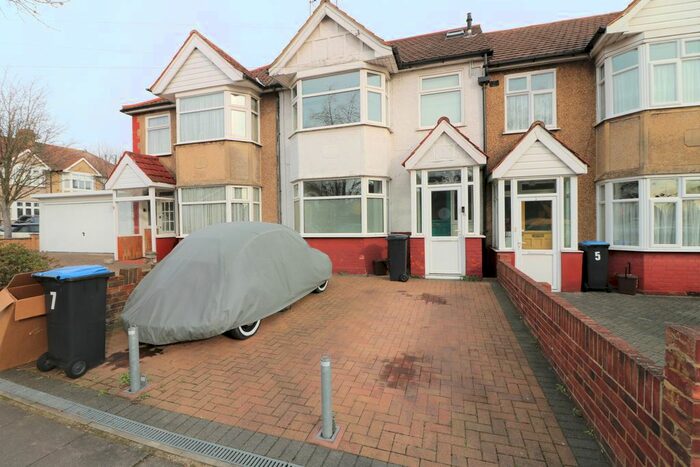 4 Bedroom Terraced House To Rent In Brigadier Hill, Enfield, EN2