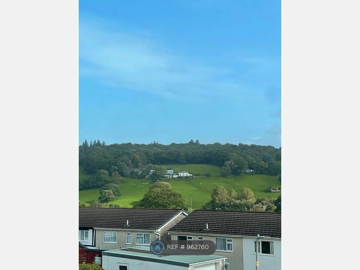 2 Bedroom Flat To Rent In Penbryn, Lampeter, SA48