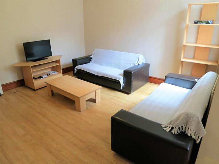 6 Bedroom Terraced House To Rent In £ Pppw, Landcross Road, Fallowfield, M14