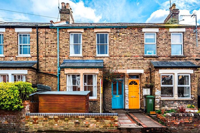2 Bedroom Terraced House For Sale In Henley Street, East Oxford, OX4