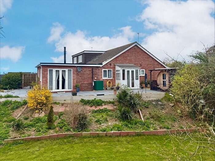 3 Bedroom Semi-Detached Bungalow For Sale In The Paddock, Hemsby, NR29