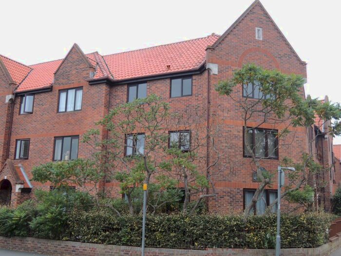 1 Bedroom Flat To Rent In Tynedale Square, Highwoods, Colchester, CO4