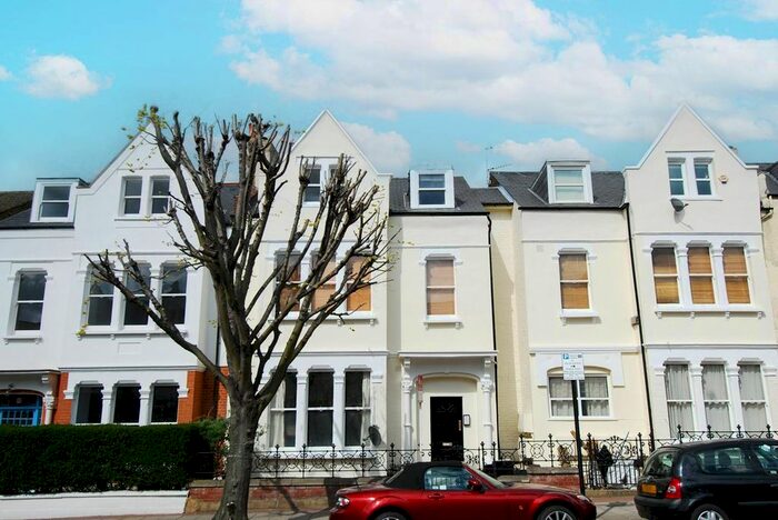 1 Bedroom Flat To Rent In Ritherdon Road, Balham, London, SW17
