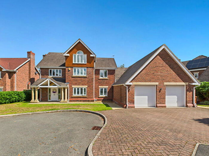 5 Bedroom Detached House For Sale In Hampstead Drive, Weston, Crewe, CW2