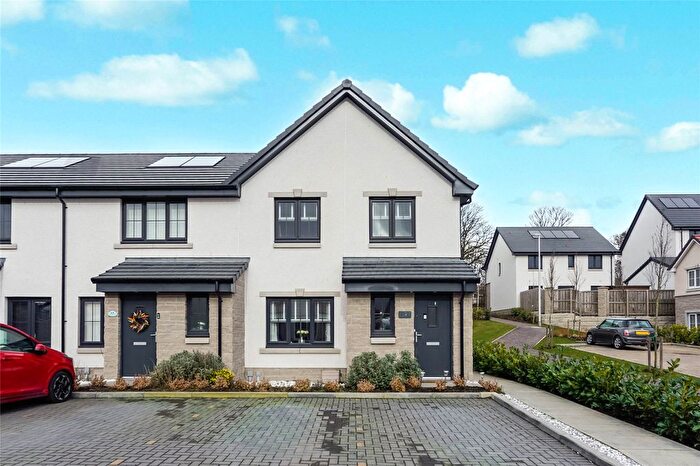 3 Bedroom End Terrace House For Sale In Town Park Way, Glenrothes, Fife, KY7