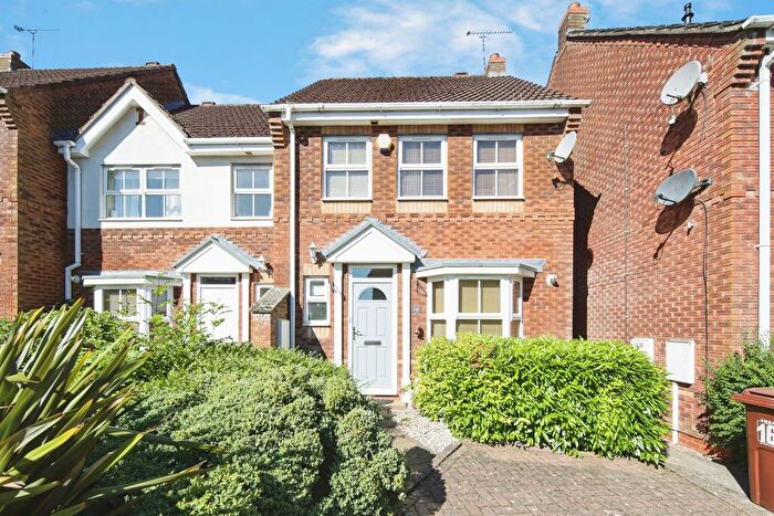 3 Bedroom End Terrace House For Sale In Watson Way, Balsall Common, CV7