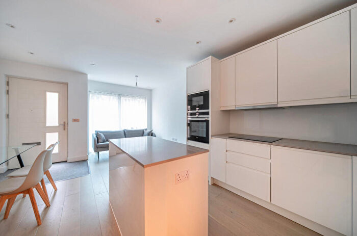3 Bedroom Town House For Sale In Bernera Walk, Colindale Garden, Colindale, NW9