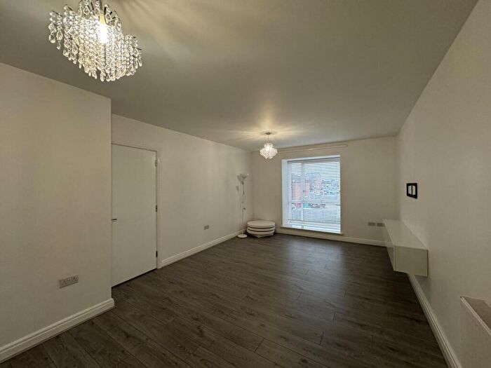 2 Bedroom Flat To Rent In Stilton Close, Aylesbury, HP19