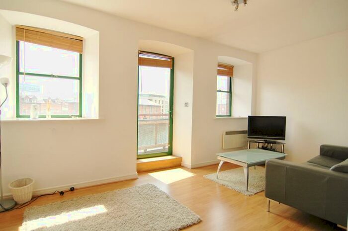 1 Bedroom Apartment To Rent In Sparrows Wharf, The Calls, LS2
