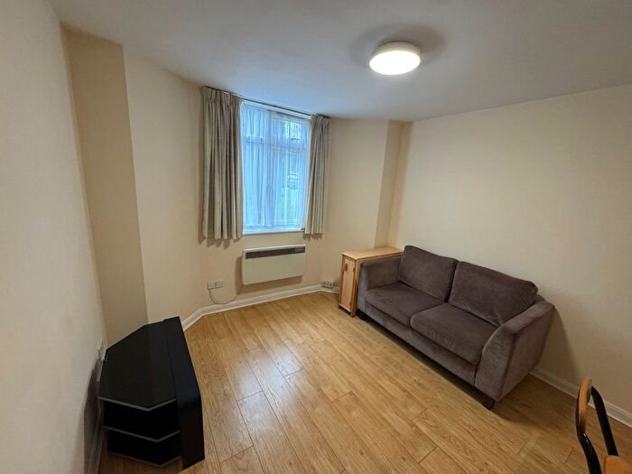 1 Bedroom Flat To Rent In Flat, Gainsborough Lodge, Hindes Road, Harrow, HA1