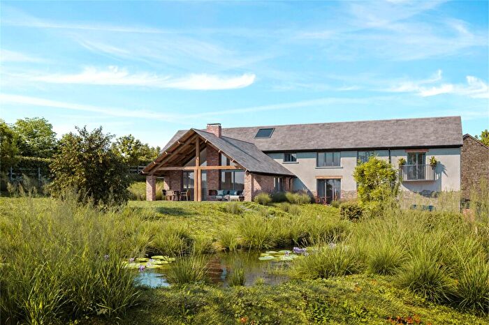 4 Bedroom Detached House For Sale In Chulmleigh, Devon, EX18