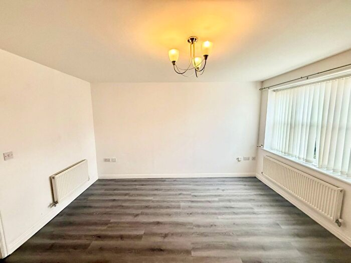 3 Bedroom Semi Detached House To Rent In Long Lane, Liverpool, L9