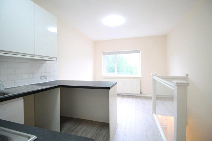 1 Bedroom Flat To Rent In Arundel Drive, South Harrow, HA2