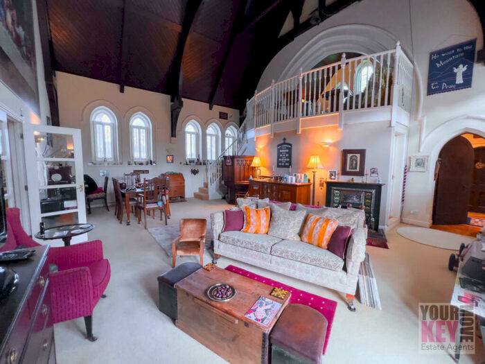 4 Bedroom Detached House For Sale In St Mary's Drive, Etchinghill, Folkestone, Kent, CT18