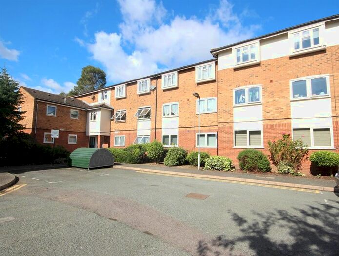 1 Bedroom Flat To Rent In Lime Court, Trinity Close, Leytonstone, London, E11