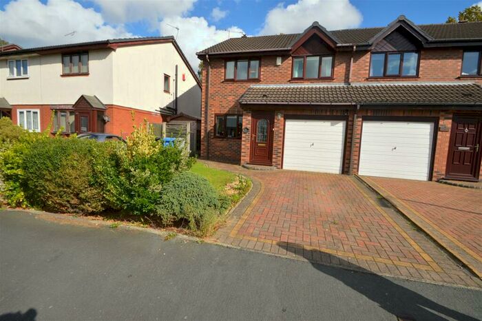 3 Bedroom House To Rent In Stephenson Road, Stretford, Manchester, M32