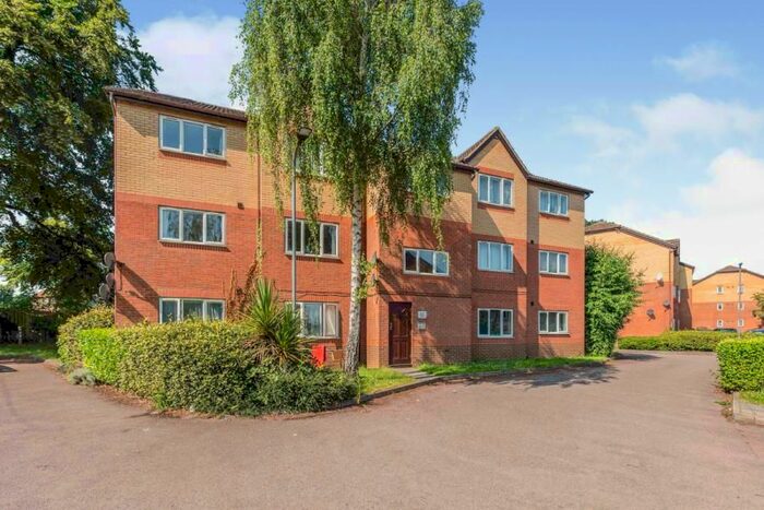 1 Bedroom Flat To Rent In Simpson Close, Luton, LU4