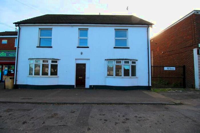 7 Bedroom Detached House To Rent In North Street, Sittingbourne, ME10
