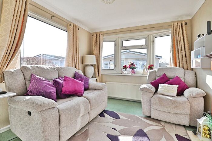 2 Bedroom Park Home For Sale In Pinehurst Park, West Moors, Ferndown, Dorset, BH22