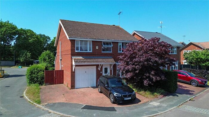 4 Bedroom Detached House For Sale In Hawker Way, Woodley, Reading, Berkshire, RG5