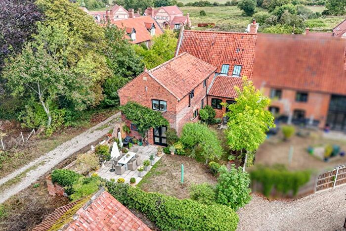 4 Bedroom Barn Conversion For Sale In Eastgate Street, North Elmham, NR20