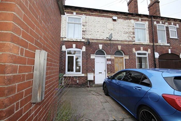 1 Bedroom Flat To Rent In Queen Street, Castleford, WF10