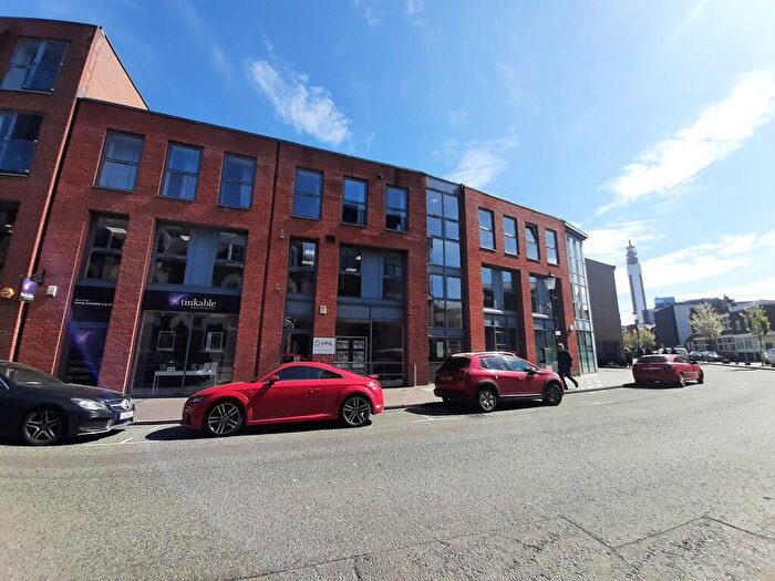 1 Bedroom Apartment To Rent In Caroline Street, Birmingham, B3