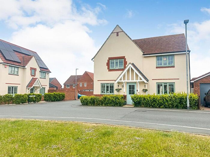 4 Bedroom Detached House For Sale In Arnold Drive, Corby, NN17