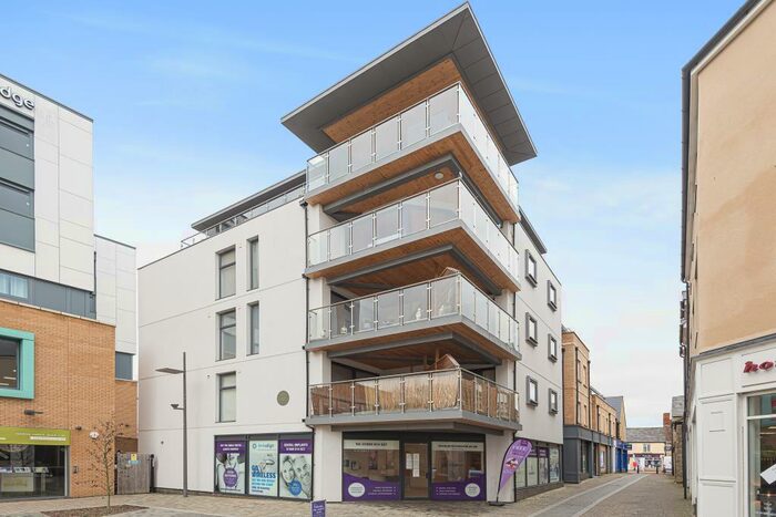 2 Bedroom Apartment To Rent In Bicester, Oxfordshire, OX26