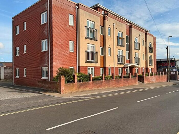 2 Bedroom Apartment To Rent In Quay Street, Fareham, PO16