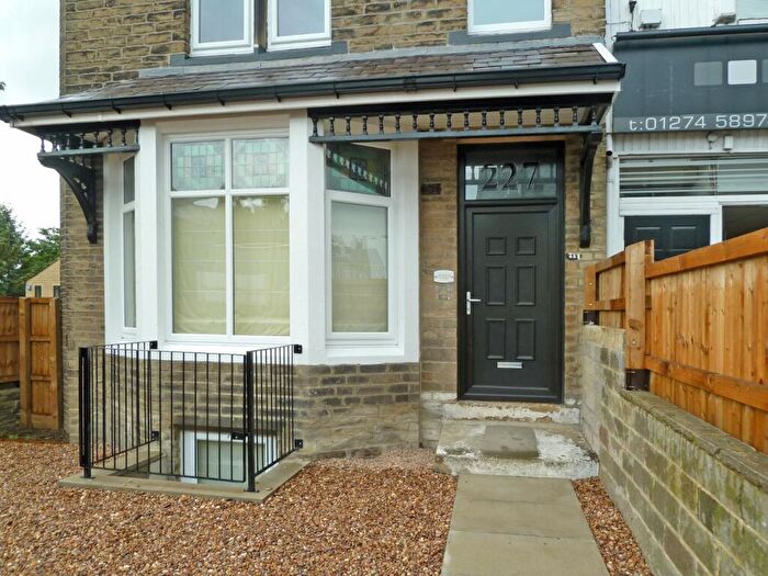 5 Bedroom House Of Multiple Occupation For Sale In Bingley Road, West Yorkshire, Saltaire, BD18