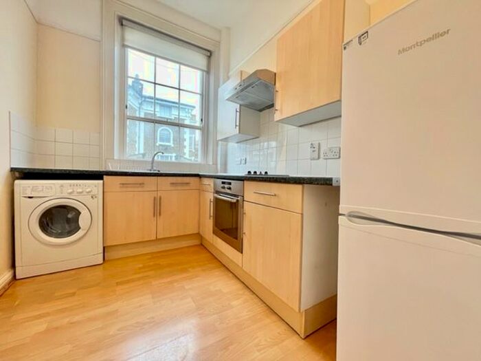 1 Bedroom Flat To Rent In Mornington Terrace, London, NW1