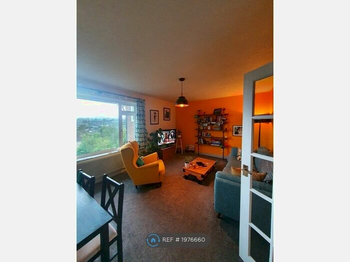 2 Bedroom Flat To Rent In Ryde Court, Hove, BN3