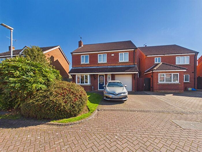 4 Bedroom Detached House For Sale In Hazel Crescent, Gilberdyke, Brough, HU15