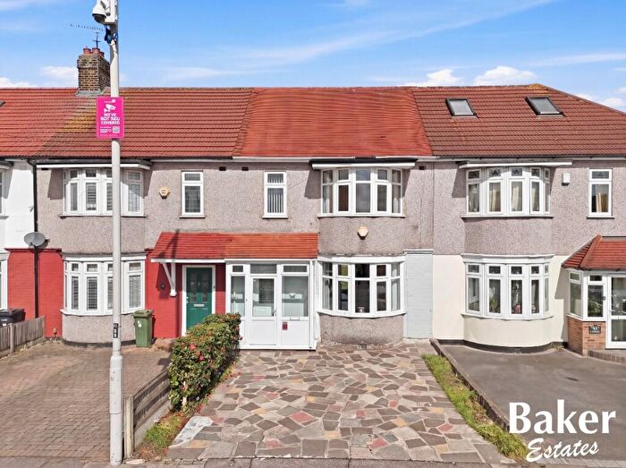 3 Bedroom Terraced House For Sale In Forest Road, Fairlop, London, IG6