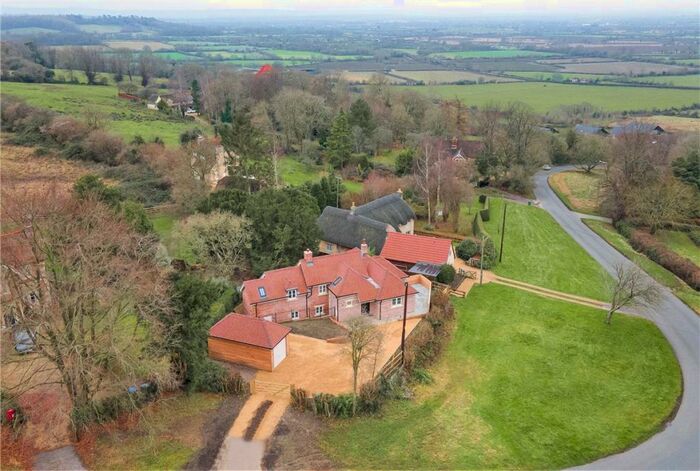 4 Bedroom Detached House For Sale In Bowden Hill, Lacock, Chippenham, SN15