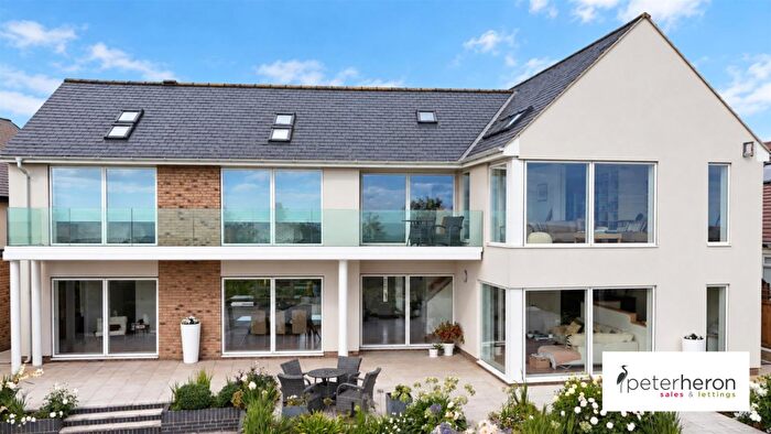 3 Bedroom Detached House For Sale In Nicholas Avenue, Whitburn, Sunderland, SR6