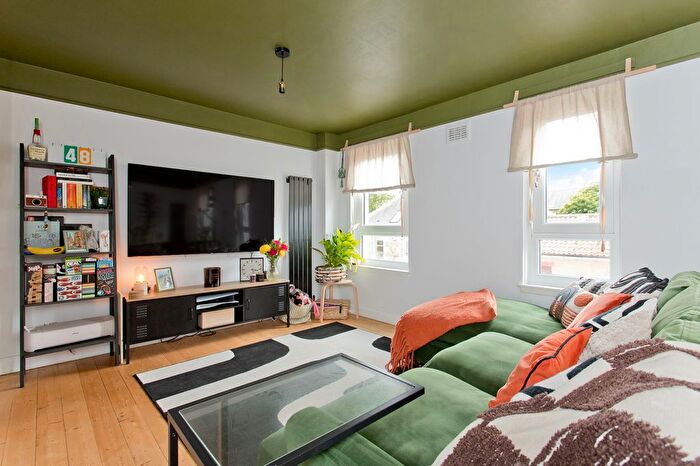 3 Bedroom Maisonette For Sale In Tyne Court, Haddington, EH41