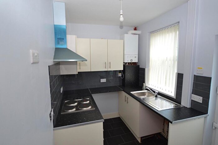 2 Bedroom House To Rent In Peel Street, DE22