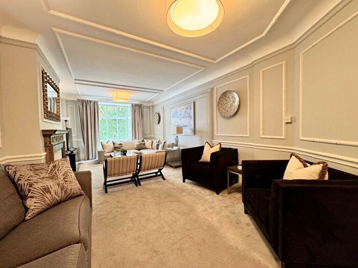 5 Bedroom Flat To Rent In Park Road, St Johns Wood, NW8