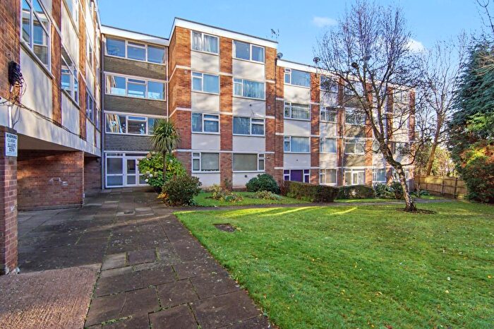 2 Bedroom Apartment For Sale In Unicorn Lane, Coventry, CV5