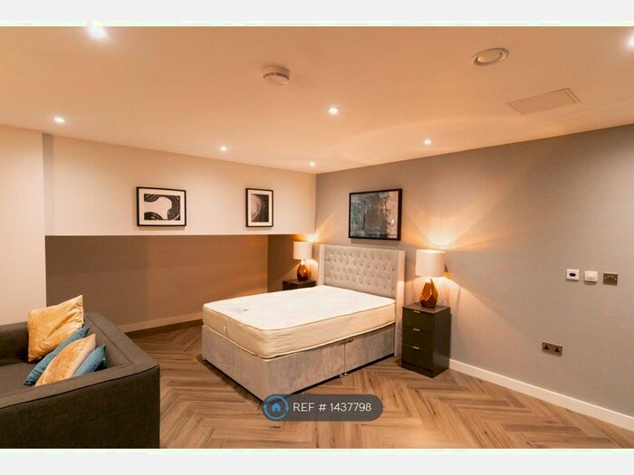 Studio To Rent In Water Street, Liverpool, L2