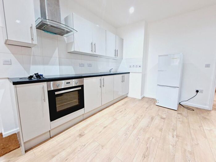 1 Bedroom Flat To Rent In Rushmore Road, Clapton, E5