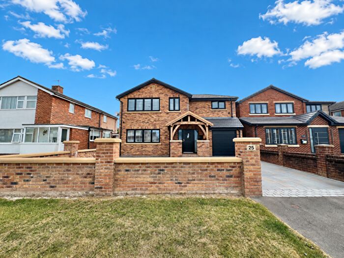 4 Bedroom Detached House For Sale In Larkholme Parade, Fleetwood, FY7