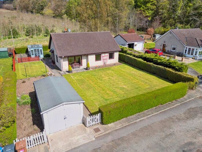 3 Bedroom Bungalow For Sale In Gourdie Farm Cottages, Liff, Dundee, DD2