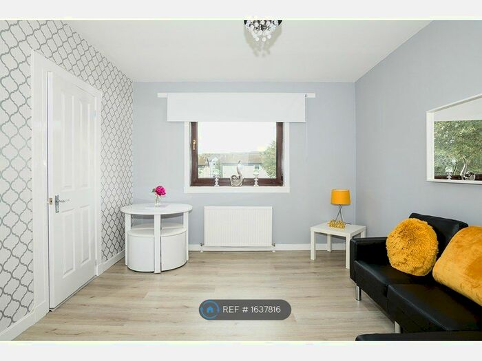 1 Bedroom Flat To Rent In Pittodrie Place, Aberdeen, AB24