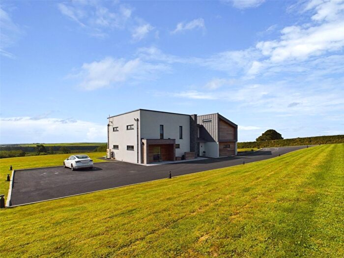 5 Bedroom Detached House For Sale In Bude, Cornwall, EX23